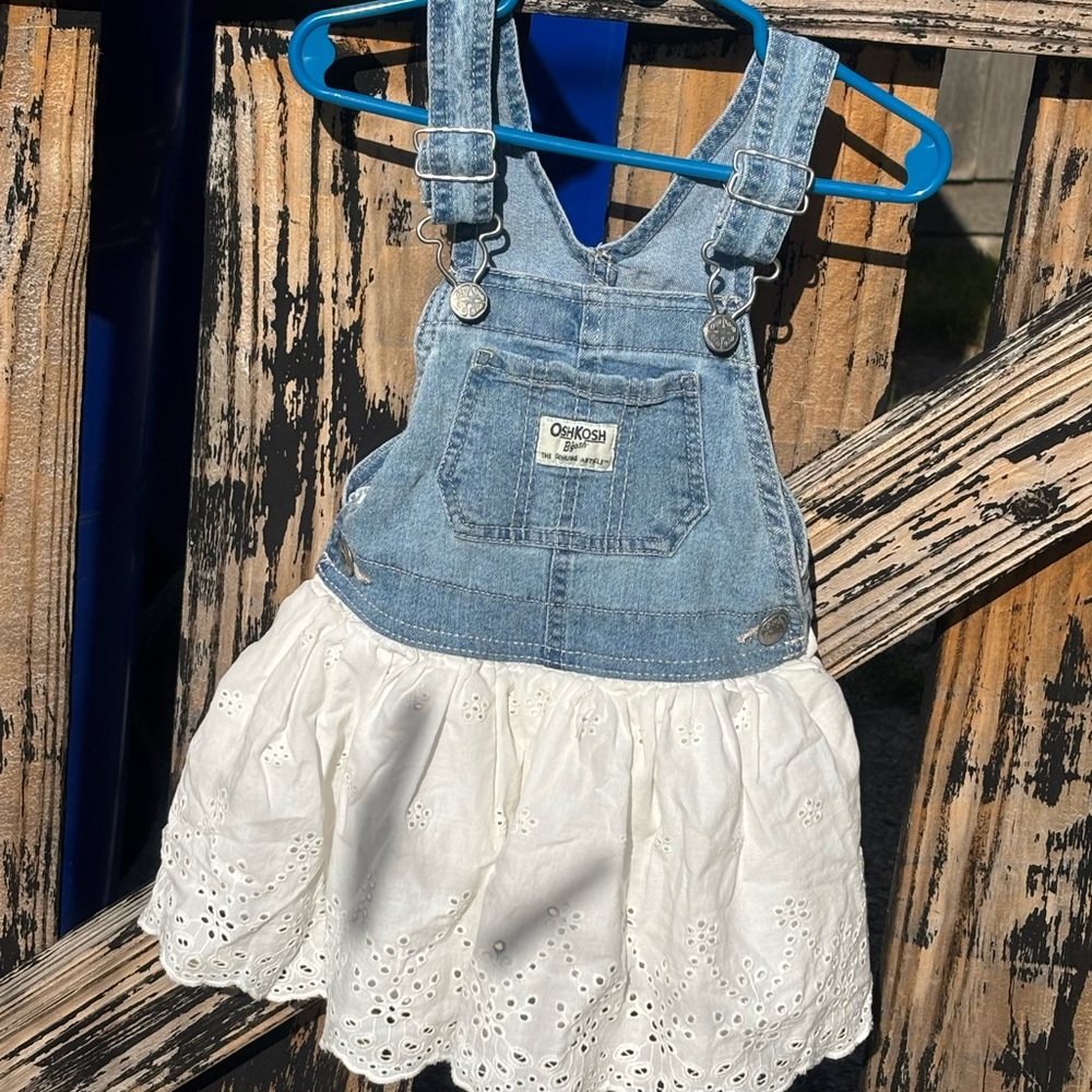 OshKosh B'gosh Blue and White eyelet lace Skirted Overalls Size 2t